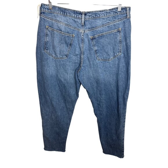 Universal Thread Boyfriend Patchwork Jeans Womens 16 XL Blue Raw Hem Denim - Picture 2 of 8